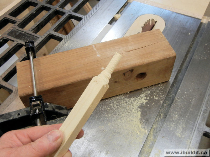 Making dowels on the table saw
